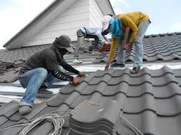 Best Emergency Roof Repair Services  in Toledo, OH